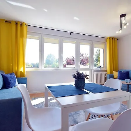 Avis - Skwer Kosciuszki 2 * Гдыня